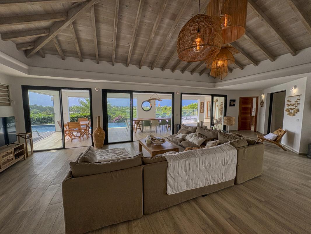 16.Location villa piscine Saint François Guadeloupe_Salon
